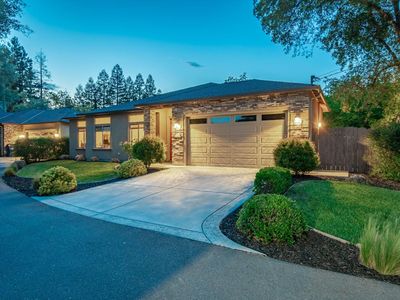 4049 Champlain Ln, Carmichael, CA, 95608