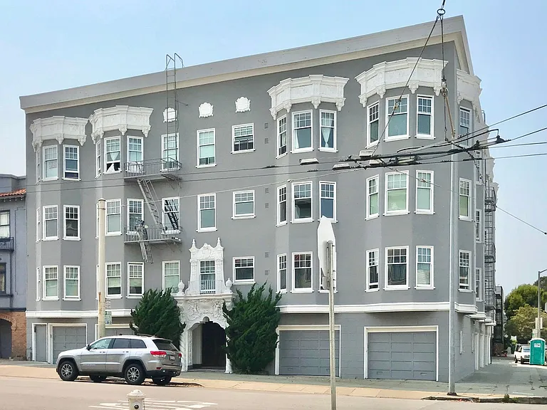 3255 Broderick St #7 — Photo 4
