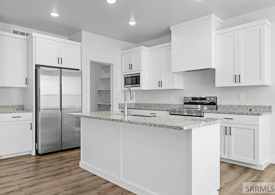 276 Blue Sky Ct, Sugar City, ID 83448 | MLS #2185088 | Zillow