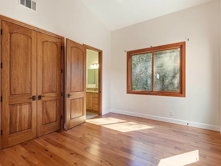 3911 Pepper Tree Ct — Photo 48