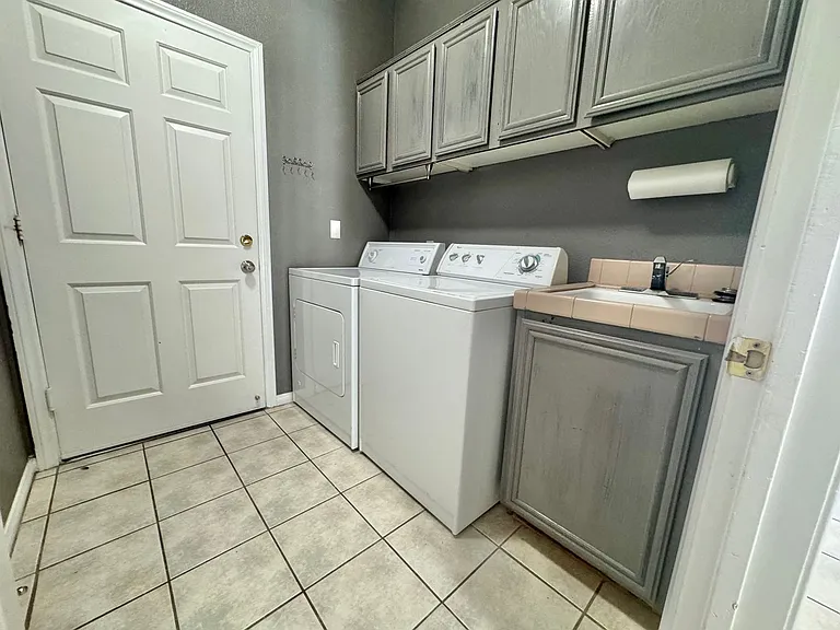 216 Chiquis Ct — Photo 29
