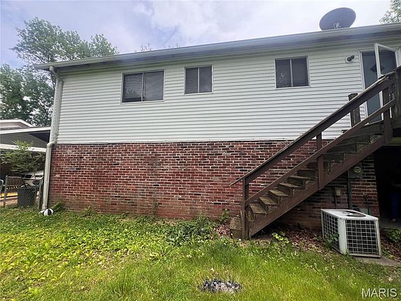 2nd image of 2353 Kingsford Dr