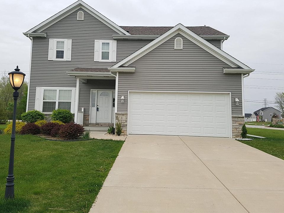 1st image of 3 Mark Twain Dr