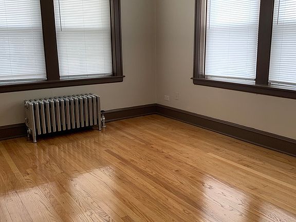 4th image of 2645 N Leclaire Ave APT 1N