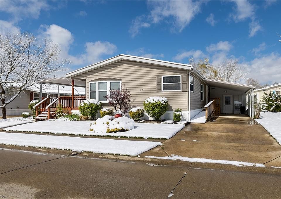 1st image of 40 Periwinkle Dr #40