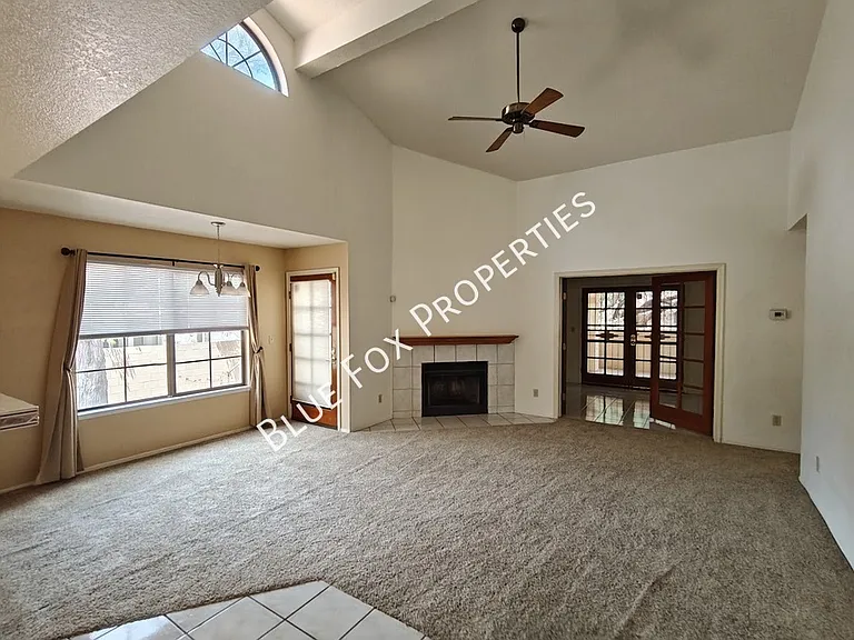 131 E Horizon Cir — Photo 6