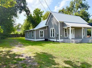 206 Live Oak St, Winnsboro, TX 75494