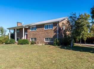 111 Kelleys Chapel Rd, Waynesboro, TN 38485