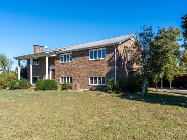 111 Kelleys Chapel Rd, Waynesboro, TN 38485