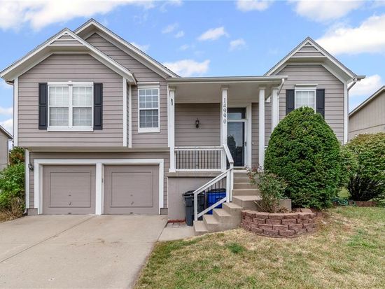 14990 W 154th St, Olathe, KS 66062