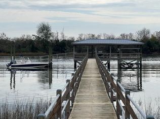 7933 Pelican Bay Dr, Awendaw, SC 29429