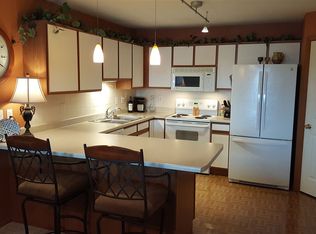 213 E Price St UNIT 101, Eldridge, IA 52748