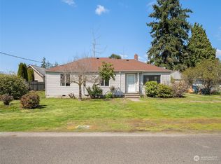 1811 5th Ave SW, Puyallup, WA 98371