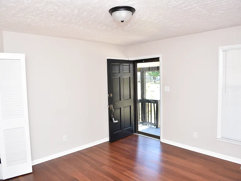 2135 Nevada St — Photo 10