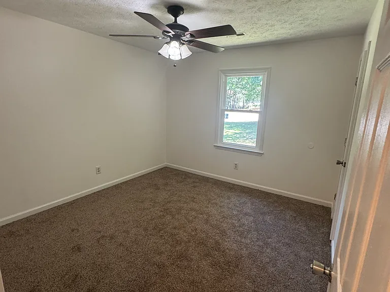 35 Christian Woods Ln — Photo 19