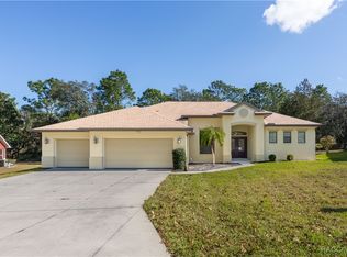 17 Hibiscus Ct, Homosassa, FL 34446