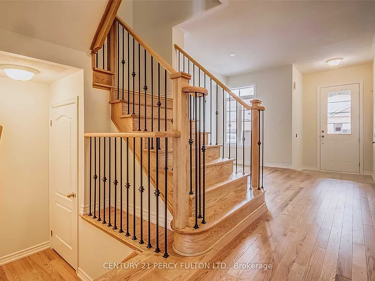 108 Workmens Cir — Photo 3