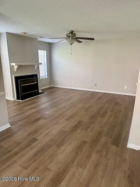 3 bed, 2.0 bath, $1,500 — Photo 3