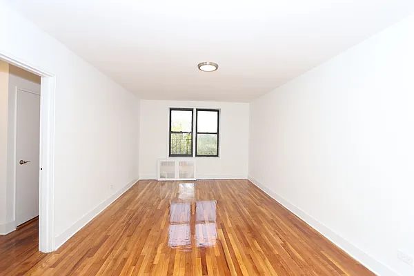 Rented by Nooklyn NYC LLC | media 13
