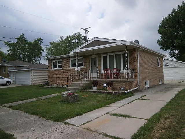 3148 Willow Rd photo 1