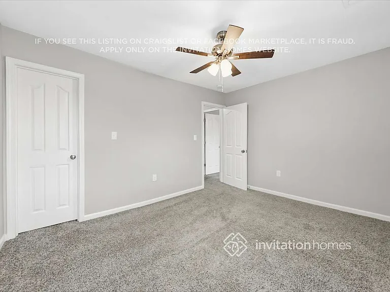 1719 Eastway Dr — Photo 16