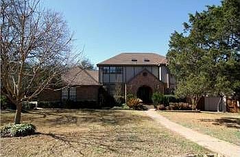 1st image of 10600 Pickfair Dr