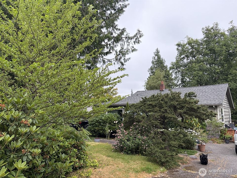 1st image of 18915 84th Avenue W