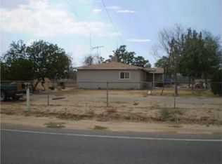 900 G St, Perris, CA 92570