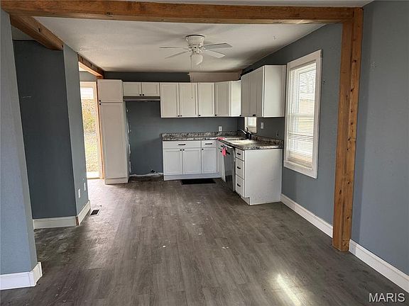 4th image of 701 E Rolla Rd