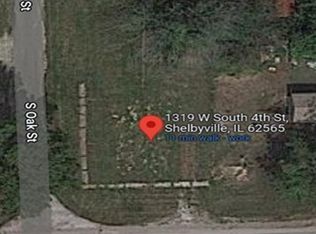 1319 W South 4th St, Shelbyville, IL