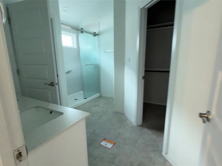 128 Riverhill Dr — Photo 23