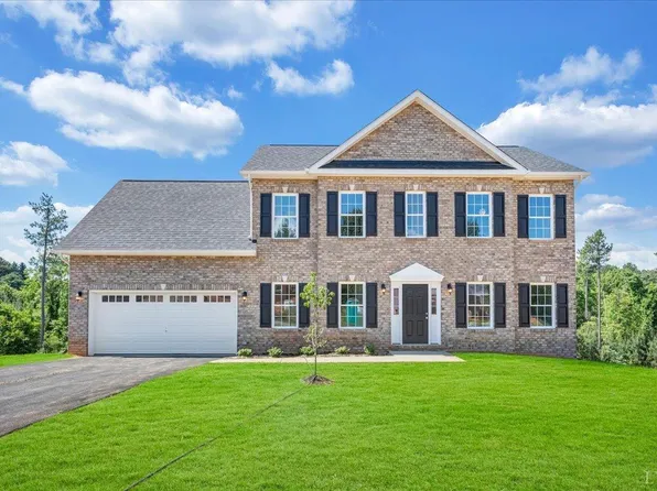 1153 Lochwood Hill Dr, Goode, VA 24556