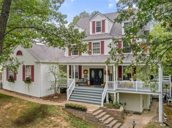 397 Lauren Lndg, Ballwin, MO 63021