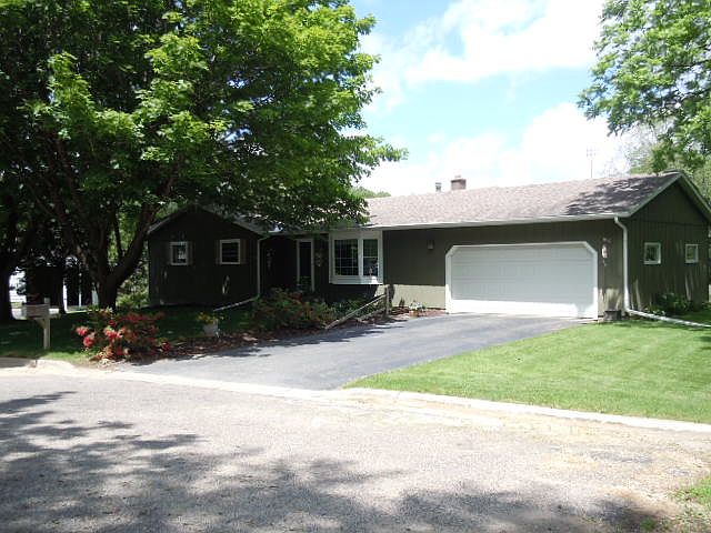 1st image of 344 Meadowood Ct
