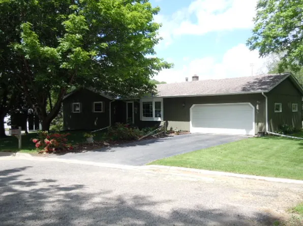 344 Meadowood Ct, Viroqua, WI 54665
