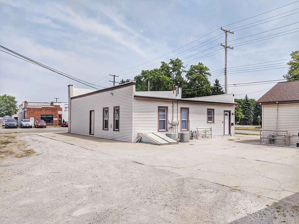 1st image of 1452 Pennoyer Ave
