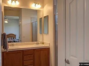 453 Miesque Ct — Photo 6