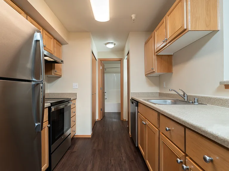 1 Bed 1 Bath Standard - 608 Sq Ft 1 Bed 1 Bath Standard - 608 Sq Ft