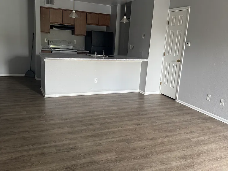 2575 S Syracuse Way #K206 — Photo 6