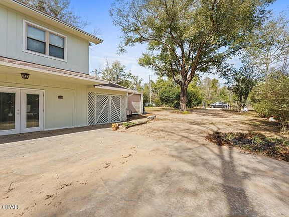 5th image of 3430 Drake Cir