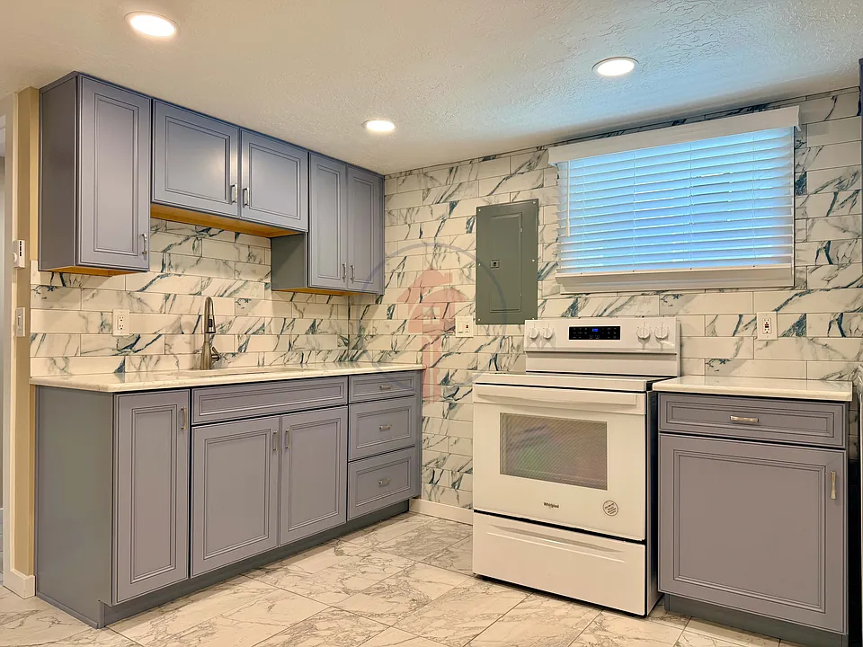 Studio, 1.0 bath, $1,200