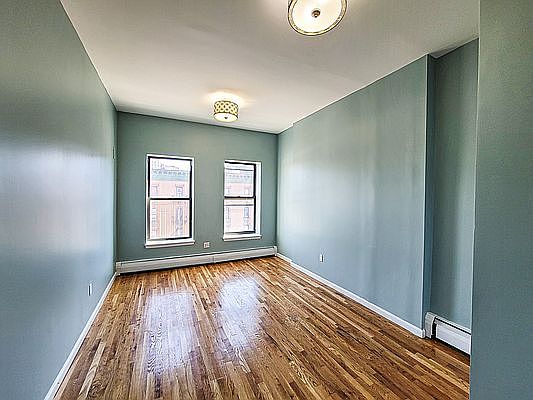 5th image of 144 Bruckner Blvd #5D