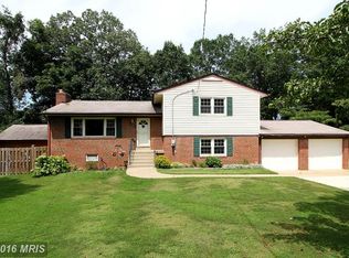 4106 Gibbs St, Alexandria, VA 22309