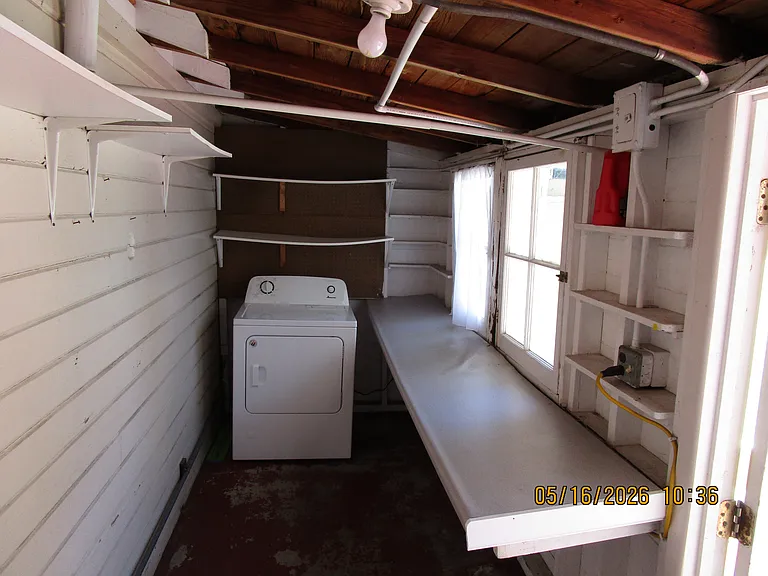 630 Clinton St — Photo 10