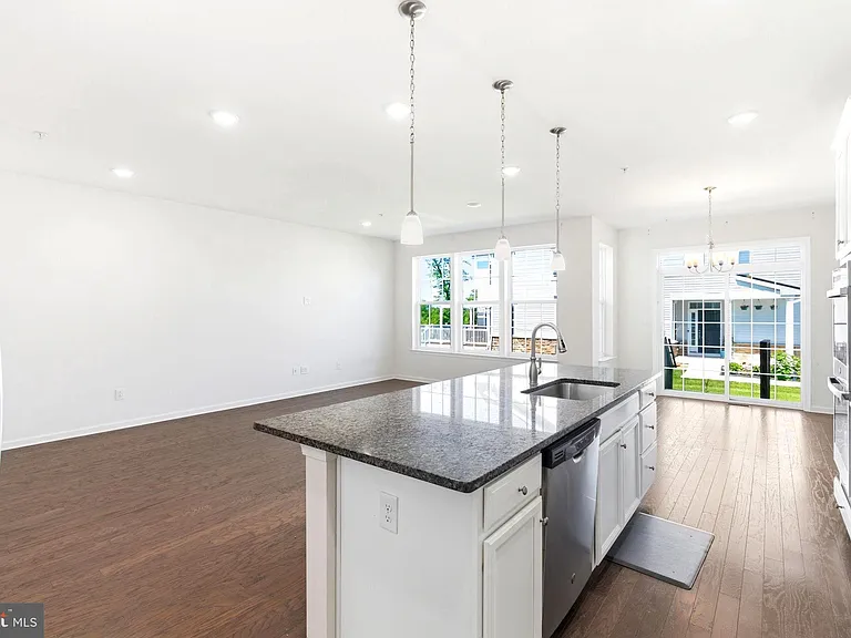 423 Barclays Way — Photo 18