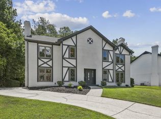 120 Hunters Cv, Roswell, GA 30076