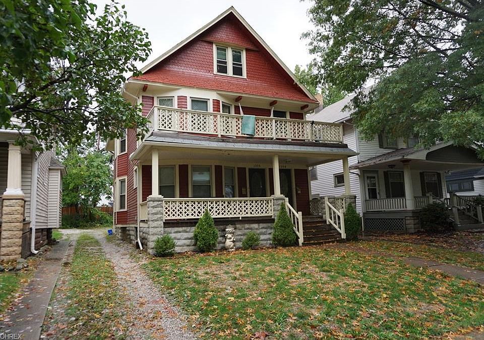1st image of 1304 W 114th St