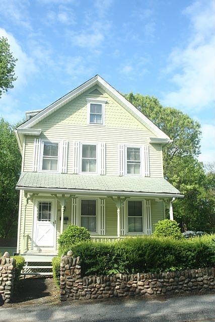 21 Pendleton Ave
