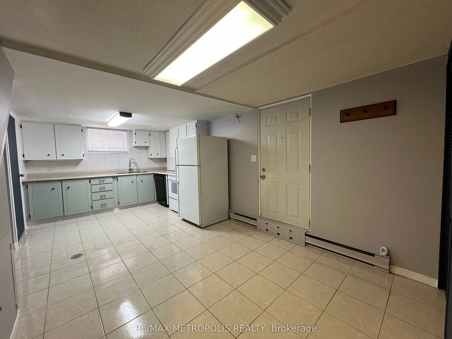 2 bed, $1,700 — Photo 2