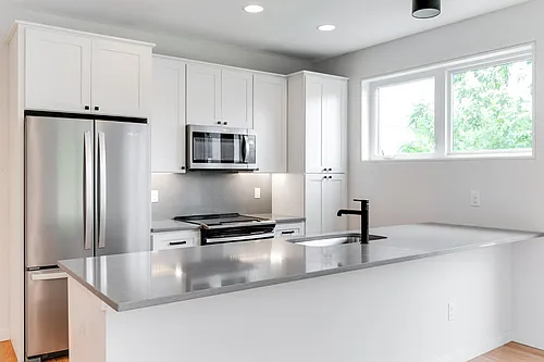 1313 Catherine St Photo 1